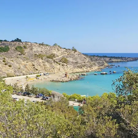 Marina - Beachfront Apartman *