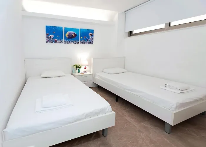 Marina - Beachfront Appartement