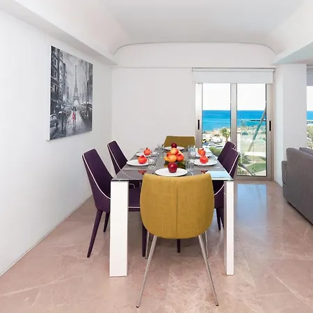 Marina - Beachfront Протарас